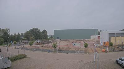 16:00