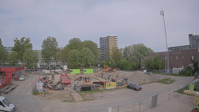 09:30