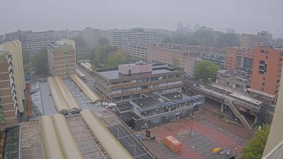 08:00
