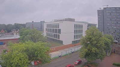 18:00