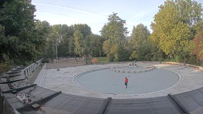 09:00