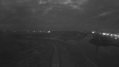 18:00