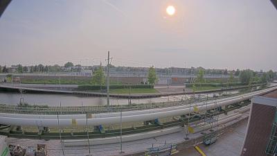 19:15
