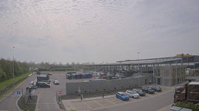 15:30