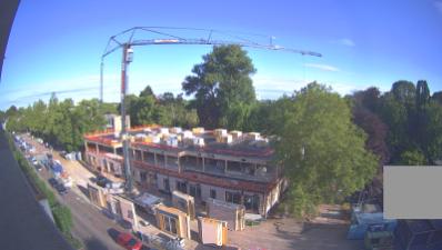 08:00