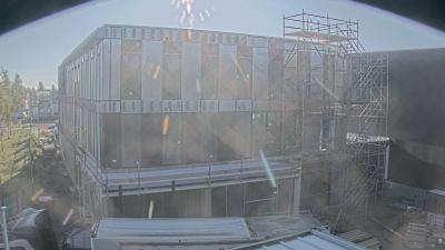 09:15