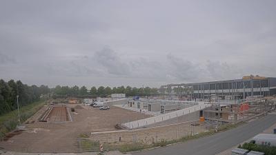 09:00