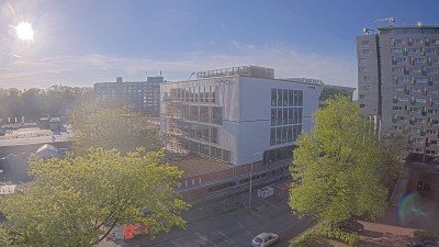 08:00