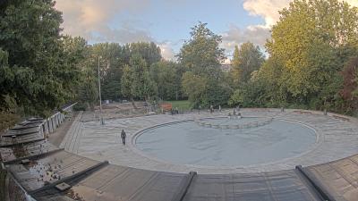 08:00