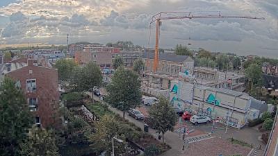 09:30