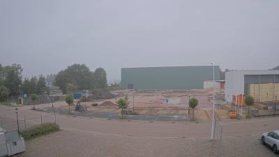 09:00
