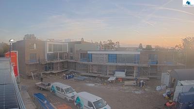 08:15