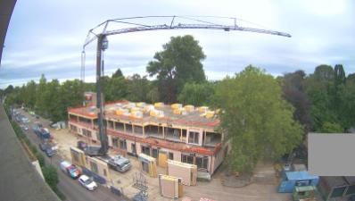 09:00