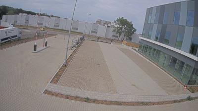 17:00