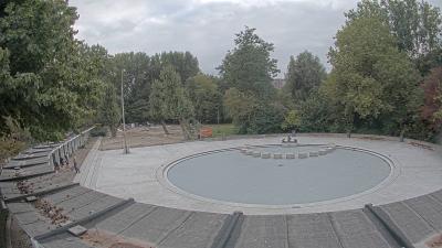 18:00