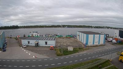 09:15