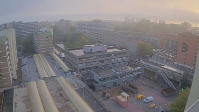 08:00