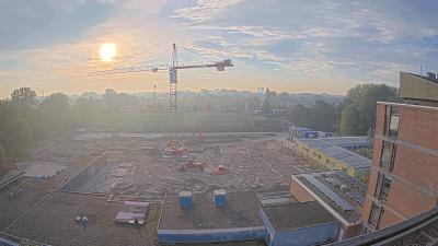09:00
