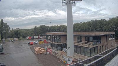 09:45