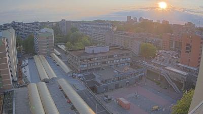 07:00
