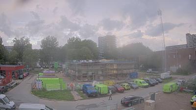 08:00
