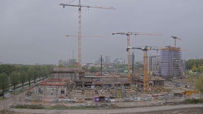 16:00