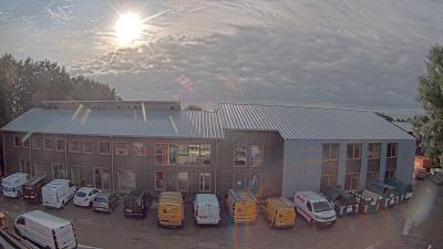 09:15