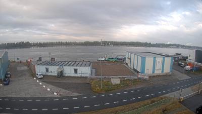 08:15