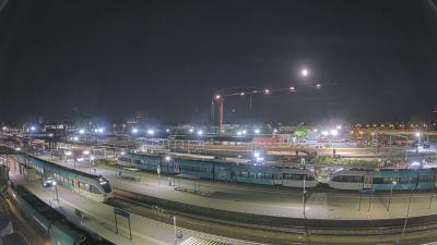 01:00