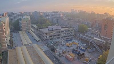 08:15