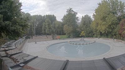 09:45
