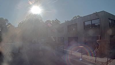 08:00