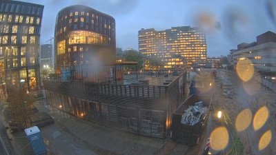 17:00
