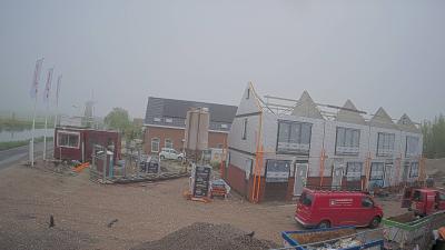 08:00