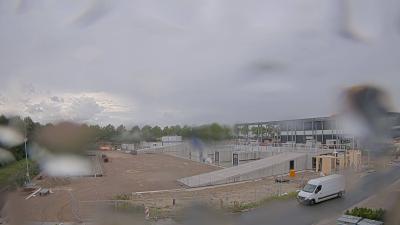 16:00