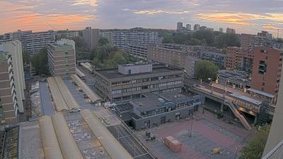 07:00