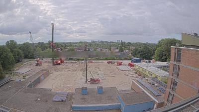 09:00